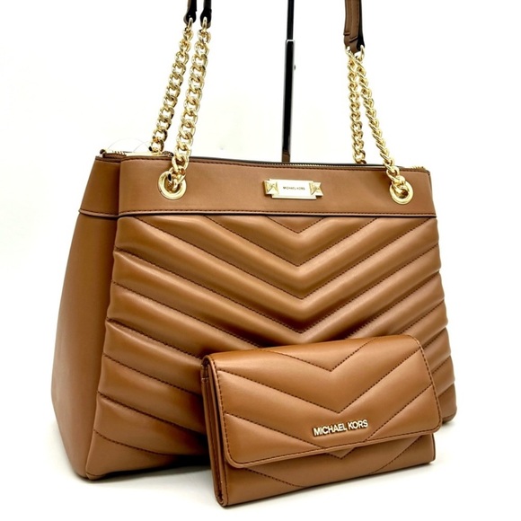 Michael Kors Whitney Medium Quilted Tote Bag & Large Trifold Wallet Luggage - Picture 3 of 13